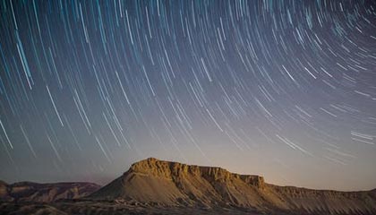 爱游戏在线-勇士三分雨再现打爆尼克斯防线，勇士 三分