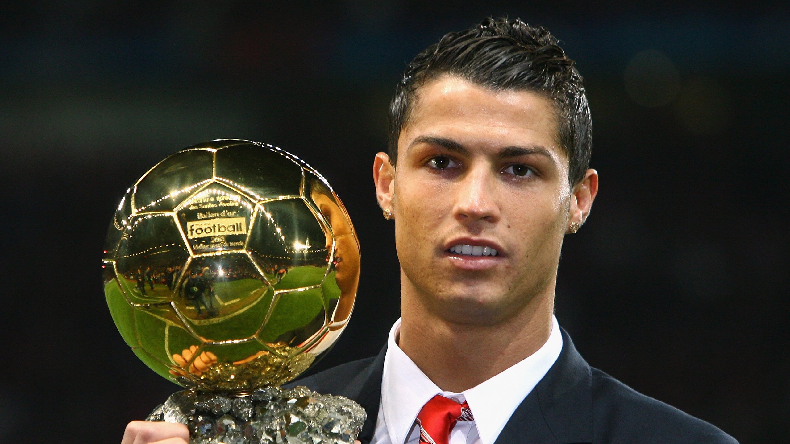 ayx sports-《Faker：十年电竞生涯的低谷与高峰》，faker在电竞圈什么地位